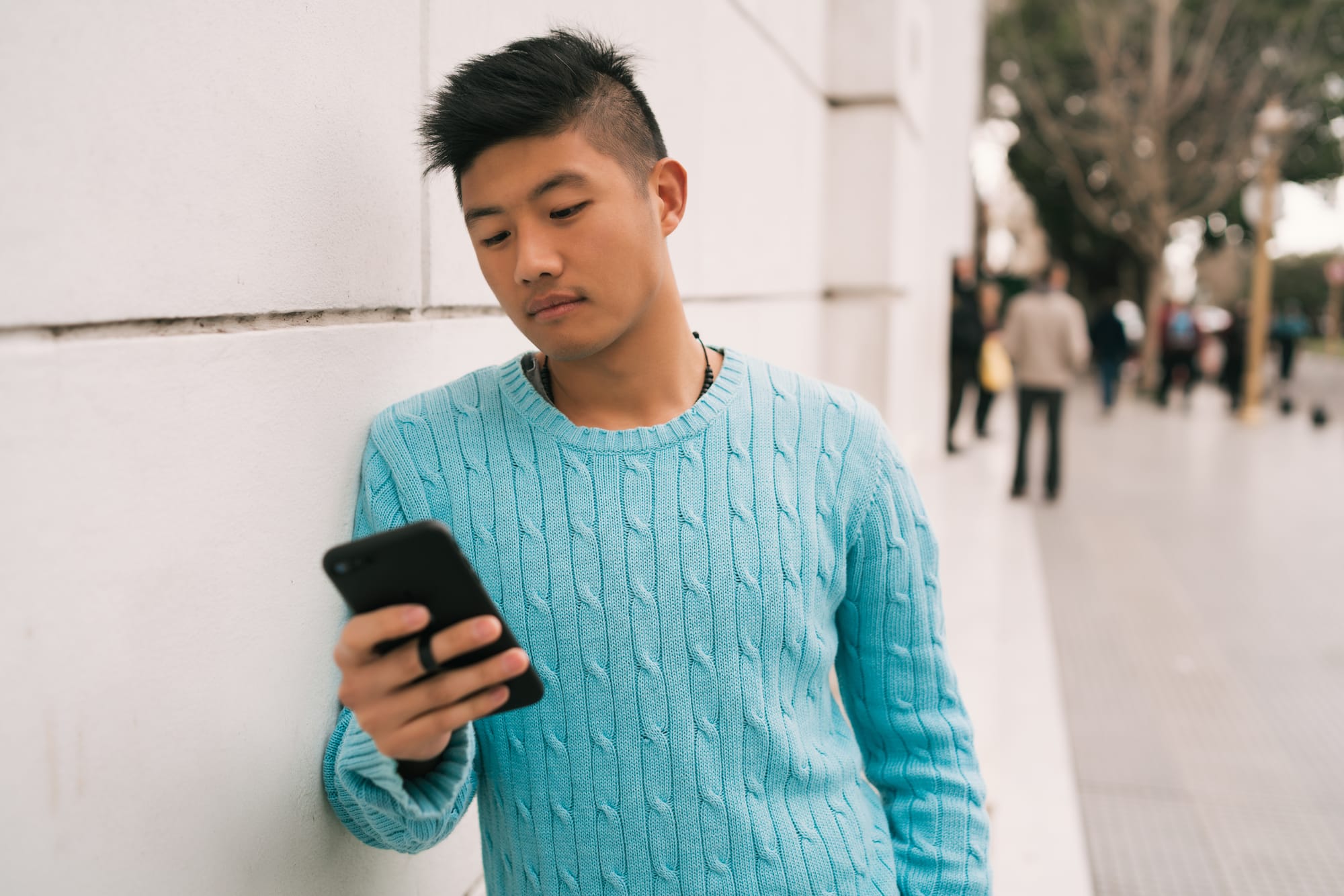 가벼워진 세상, 우리는 왜 더 외로울까?