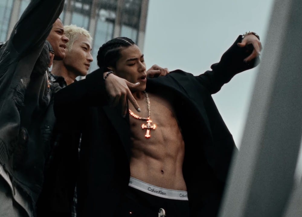  ALLDAY PROJECT ‘FAMOUS' 뮤직비디오 캡쳐