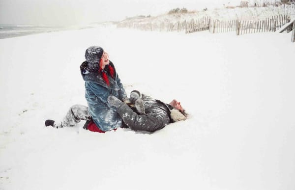 불완전함이 온기가 되는 영화 3편