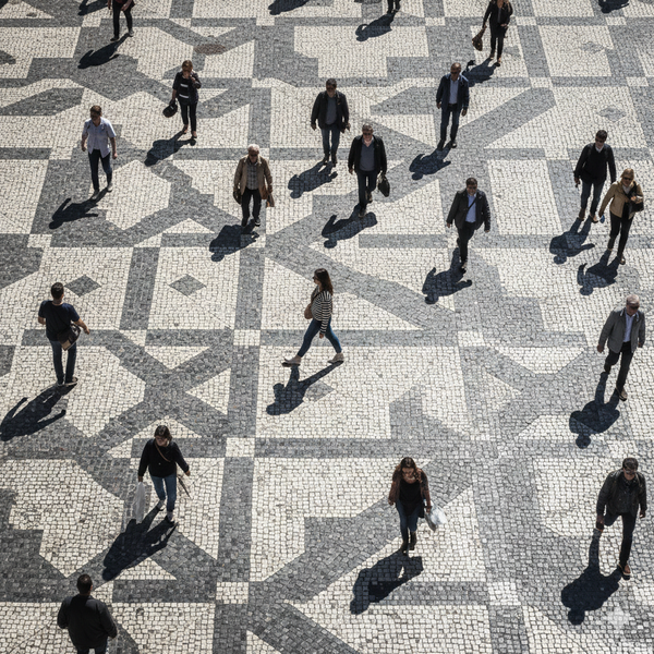 그림자 없이 설 수 있다는 착각