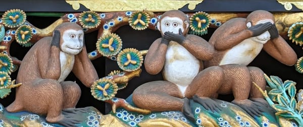 의존하지만 고립되지 않는 예술